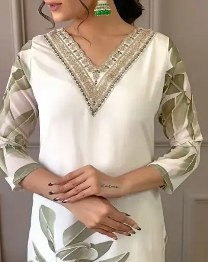 TrendNest_Muslin Digital Print Kurti Pant with Dupatta – Subtle Prints, Golden Elegance
