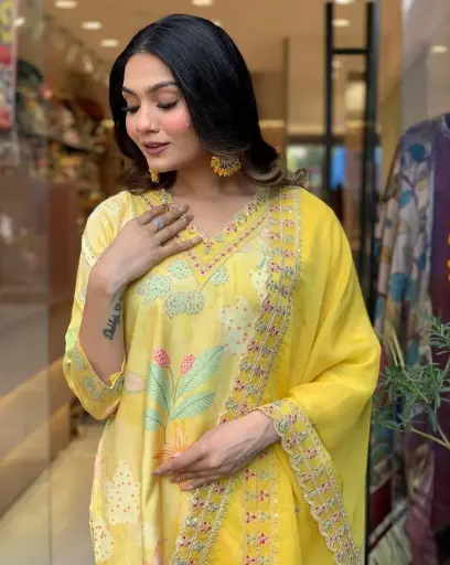 TrendNest_Rayon Kurti Pant with Dupatta – Graceful Digital Prints & Golden Elegance
