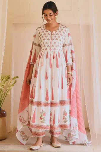 TrendNest_Elegant Floral Cotton Anarkali Dress with Pant & Dupatta – Pink & White Charm